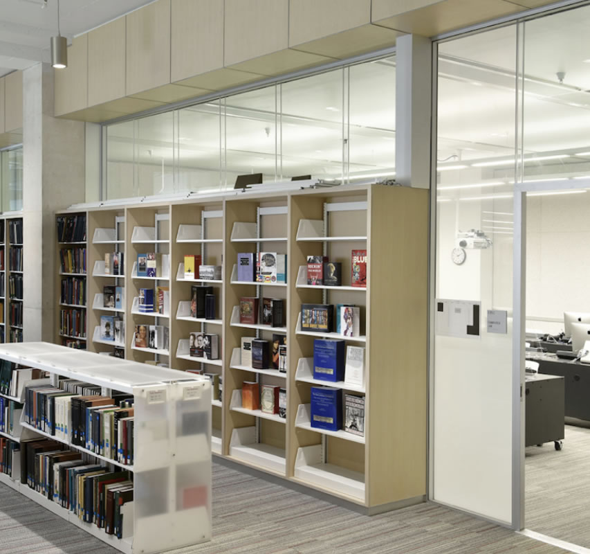 Instalación de cristales para bibliotecas